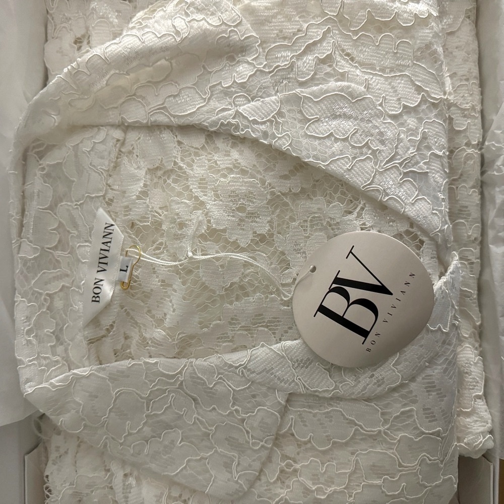 NWT - Lace Feather Bridal Pajamas (BonViviann)